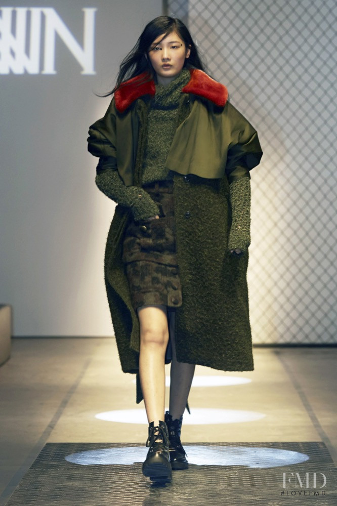 JINNNN fashion show for Autumn/Winter 2015