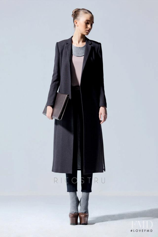 Ricostru lookbook for Winter 2011