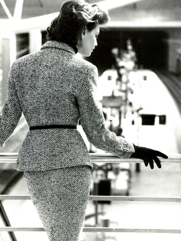 Gretha Cavazzoni featured in  the Les Copains advertisement for Autumn/Winter 1995