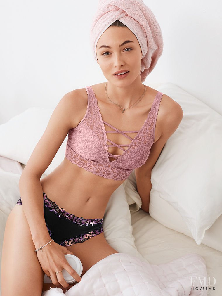 Grace Elizabeth featured in  the Victoria\'s Secret PINK catalogue for Spring/Summer 2017