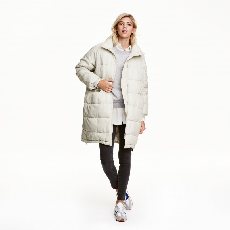 Devon Windsor featured in  the H&M catalogue for Winter 2016