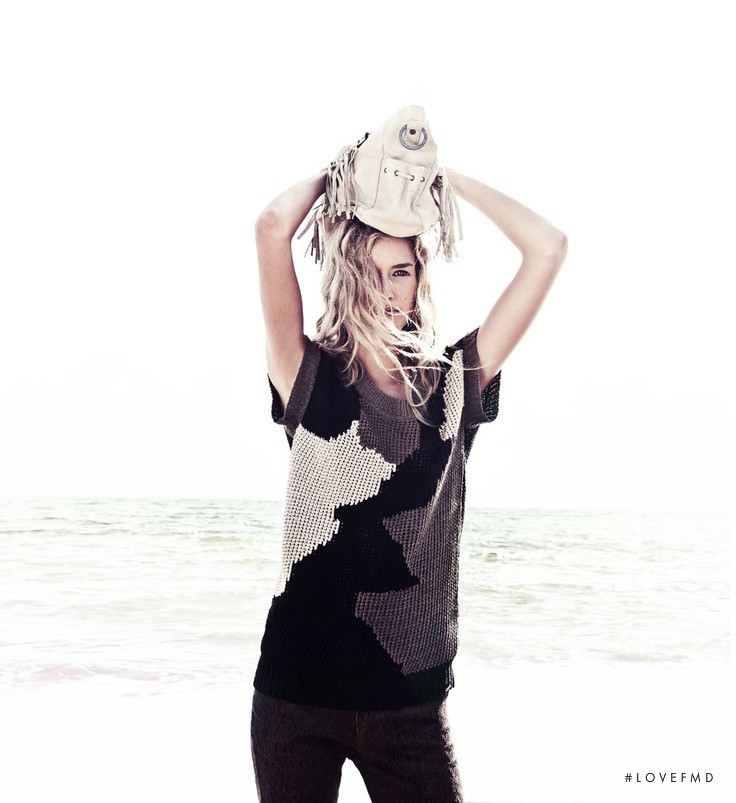 Ikks advertisement for Spring/Summer 2013