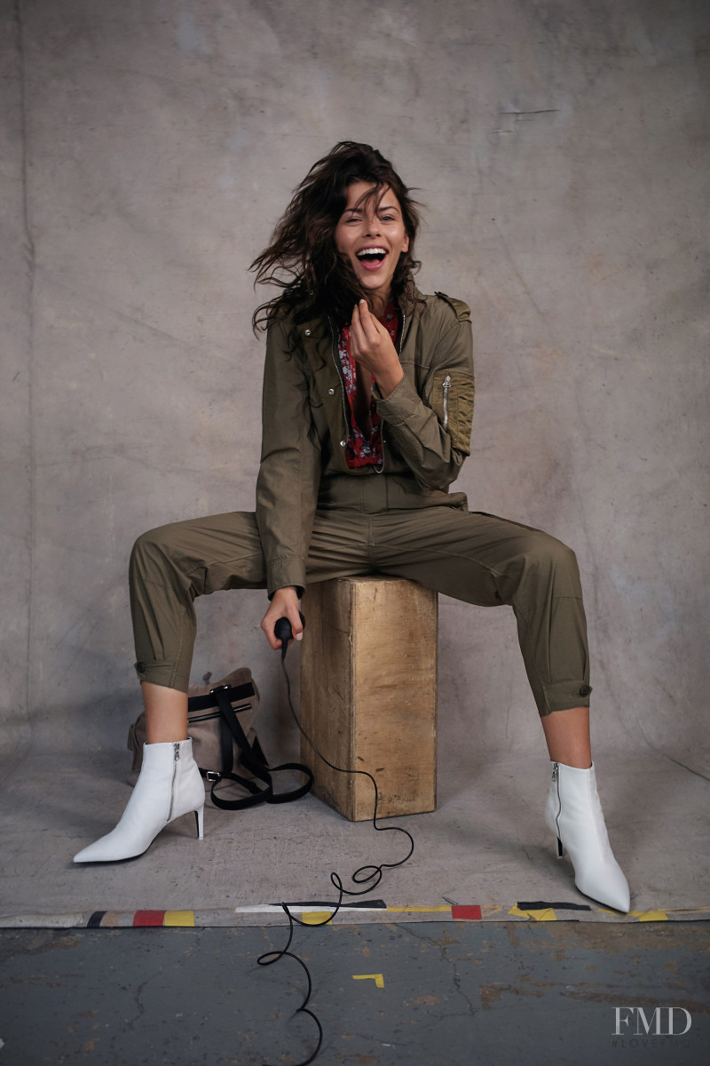 Georgia Fowler featured in  the rag & bone advertisement for Spring/Summer 2018