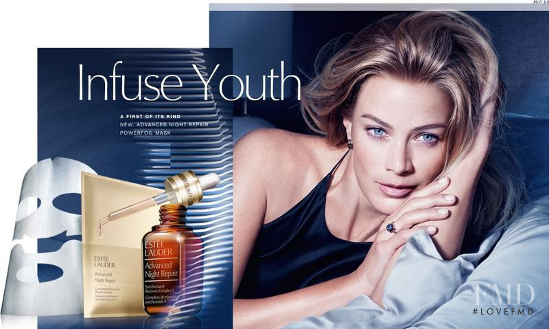 Carolyn Murphy featured in  the Estée Lauder advertisement for Spring/Summer 2016