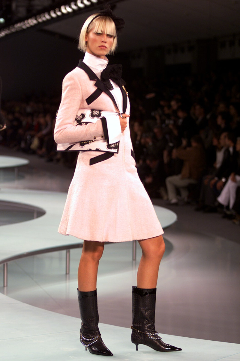 Chanel fashion show for Spring/Summer 2002