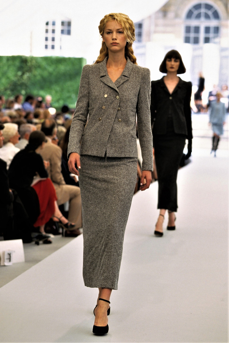 Chanel Haute Couture fashion show for Autumn/Winter 1997