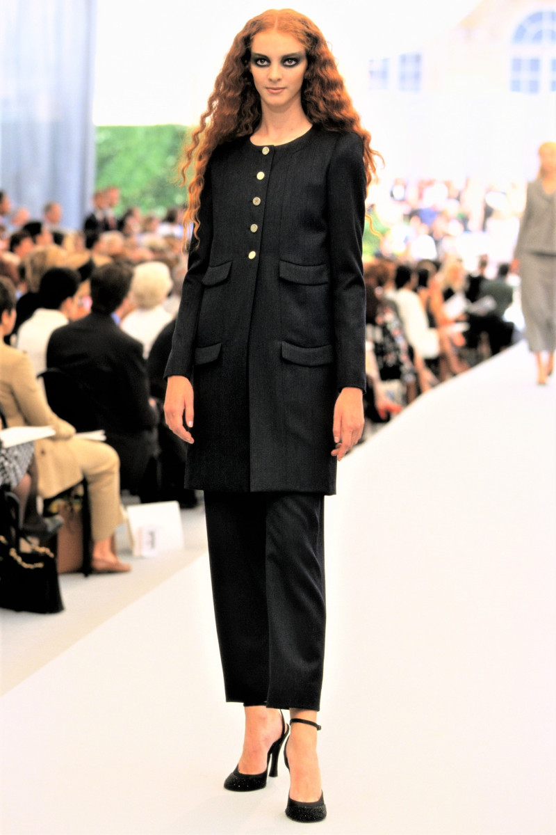Sunniva Stordahl featured in  the Chanel Haute Couture fashion show for Autumn/Winter 1997