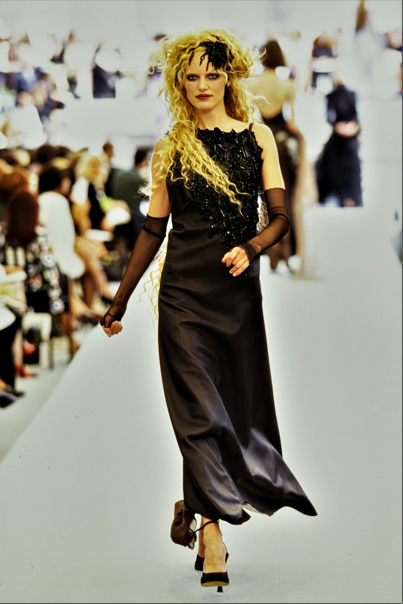 Anna Klevhag featured in  the Chanel Haute Couture fashion show for Autumn/Winter 1997