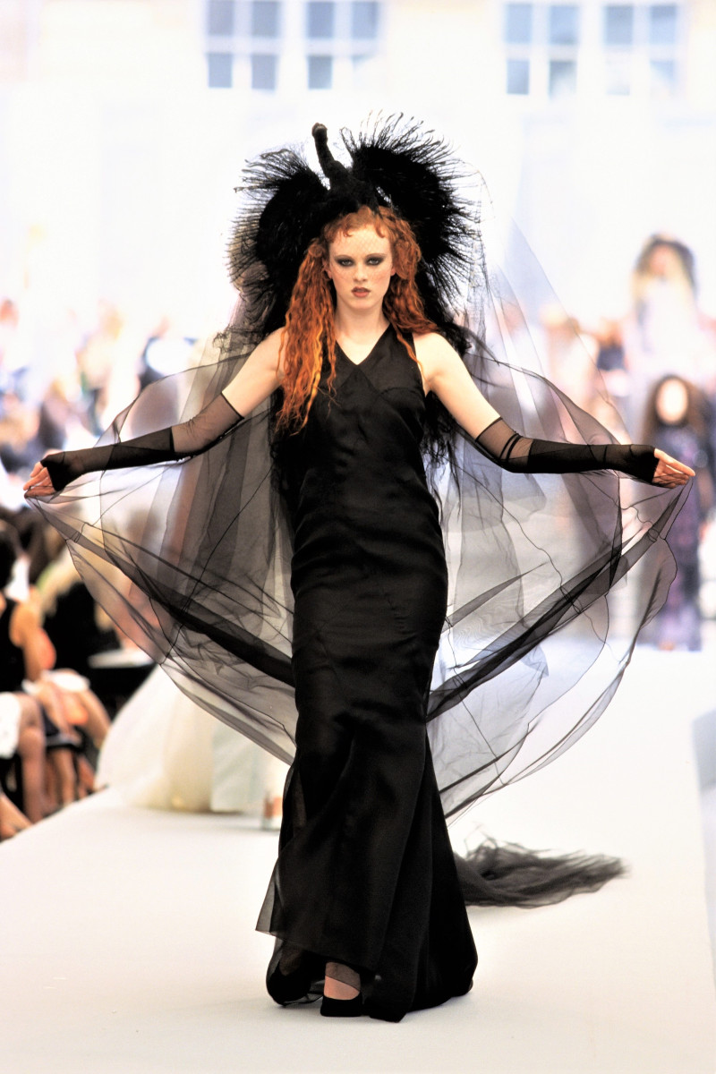 Karen Elson featured in  the Chanel Haute Couture fashion show for Autumn/Winter 1997