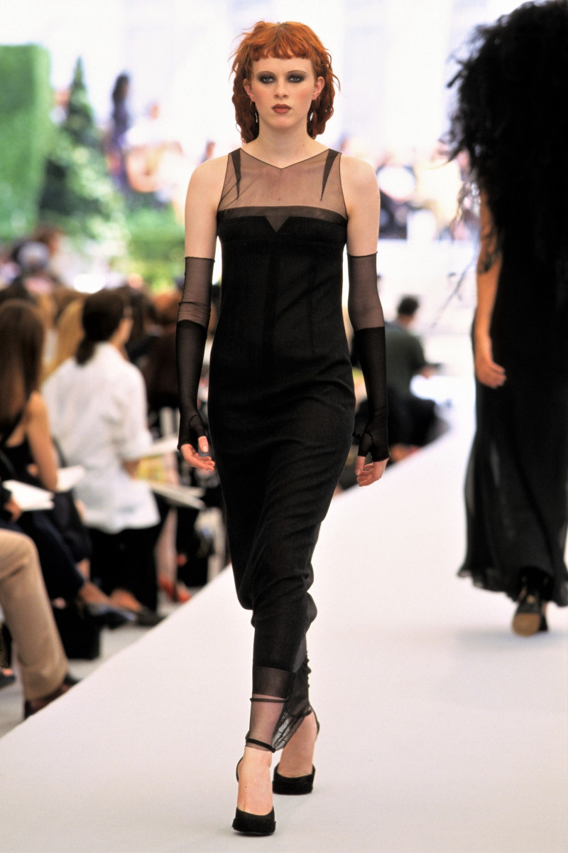 Karen Elson featured in  the Chanel Haute Couture fashion show for Autumn/Winter 1997