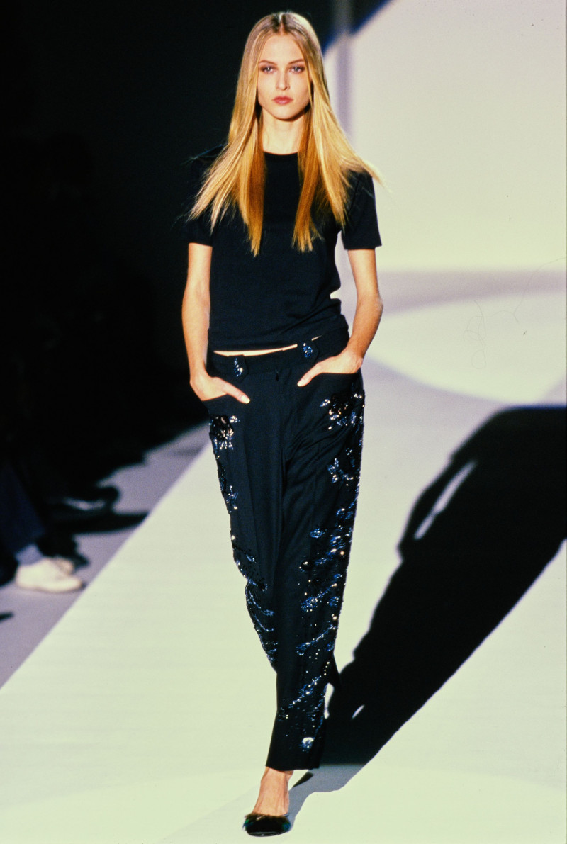 Gucci fashion show for Spring/Summer 1999
