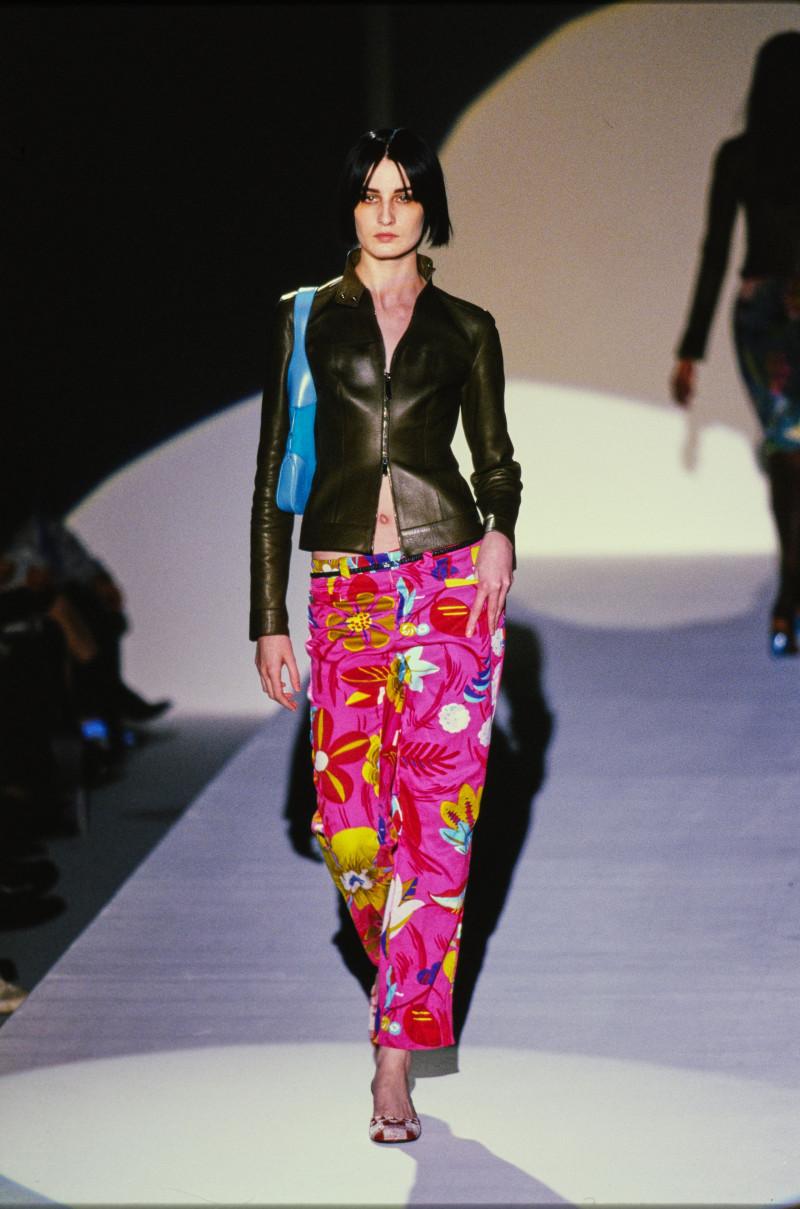 Gucci fashion show for Spring/Summer 1999