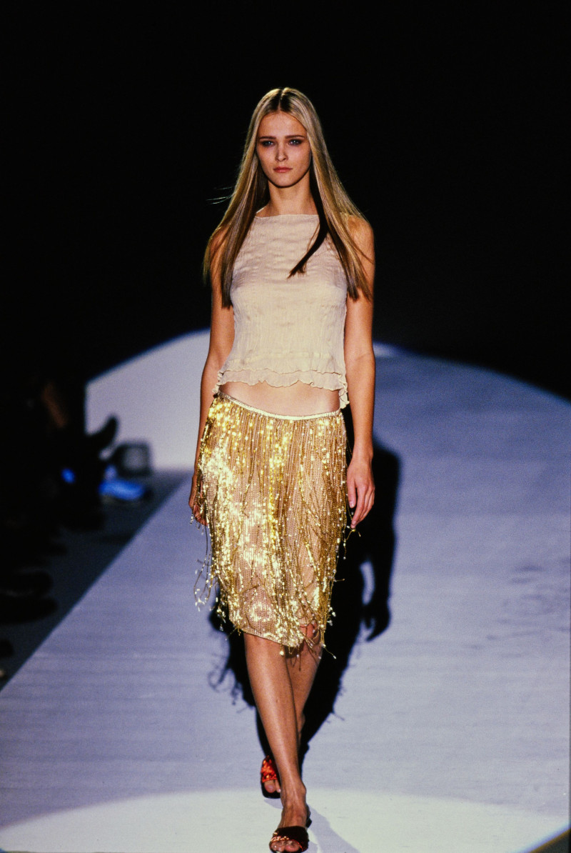 Gucci fashion show for Spring/Summer 1999