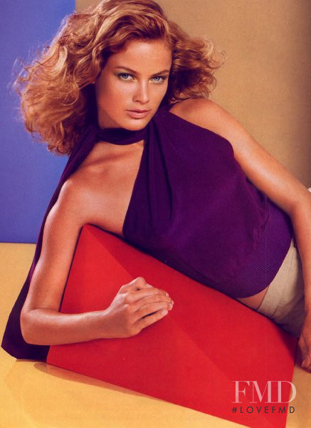 Carolyn Murphy featured in  the Max Mara lookbook for Spring/Summer 2000
