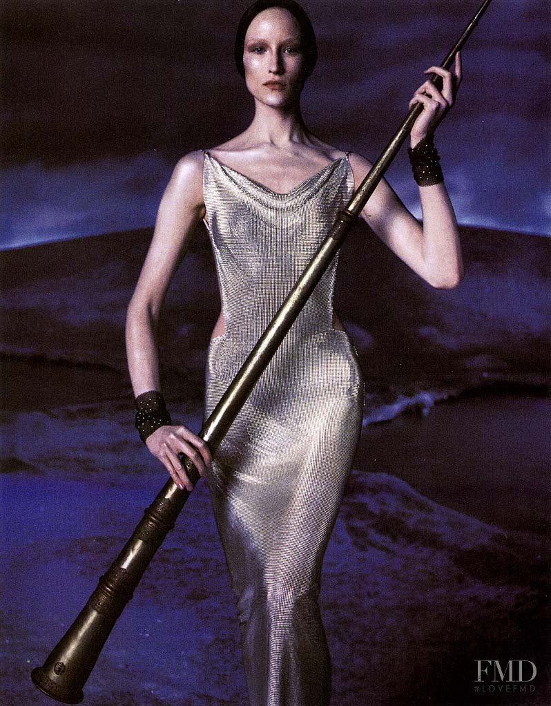 Jade Parfitt featured in  the Versace advertisement for Autumn/Winter 1998