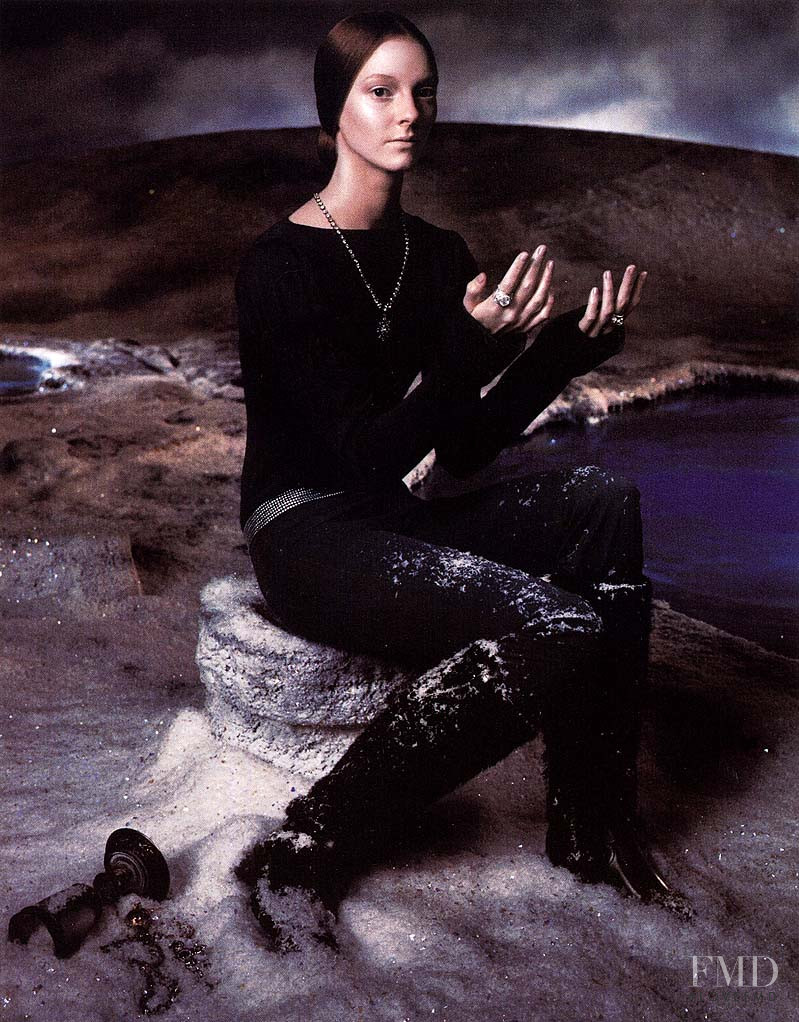 Sunniva Stordahl featured in  the Versace advertisement for Autumn/Winter 1998