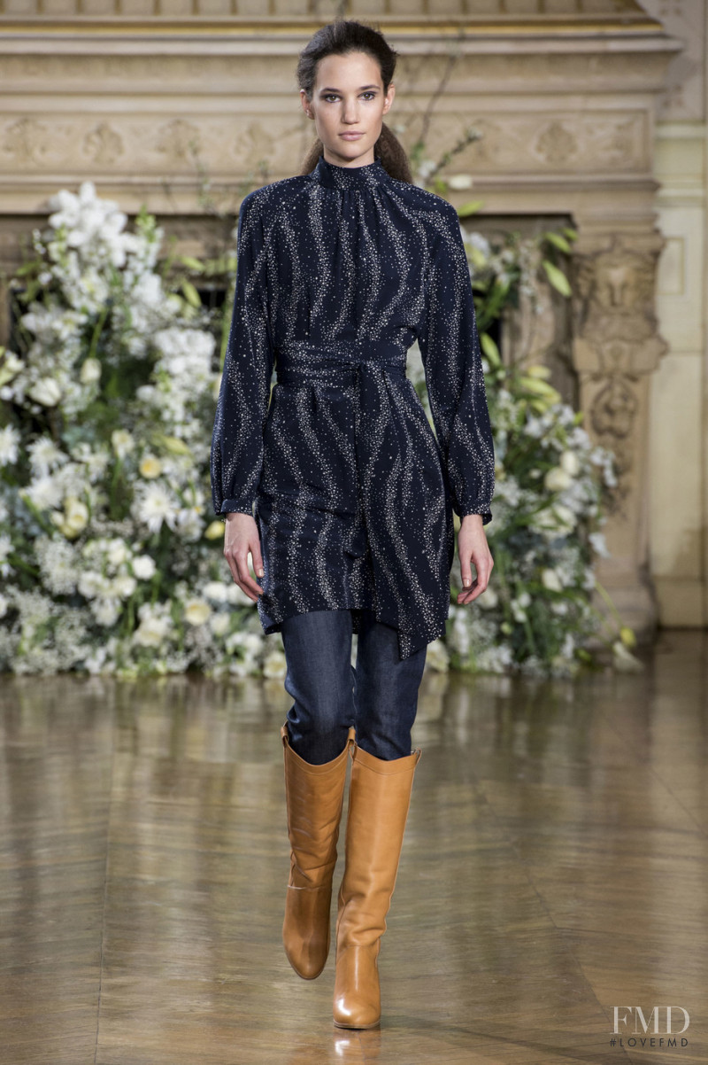 Vanessa Seward fashion show for Autumn/Winter 2016