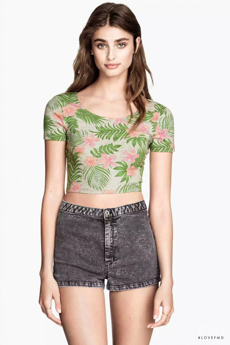 Taylor Hill featured in  the H&M catalogue for Spring/Summer 2015