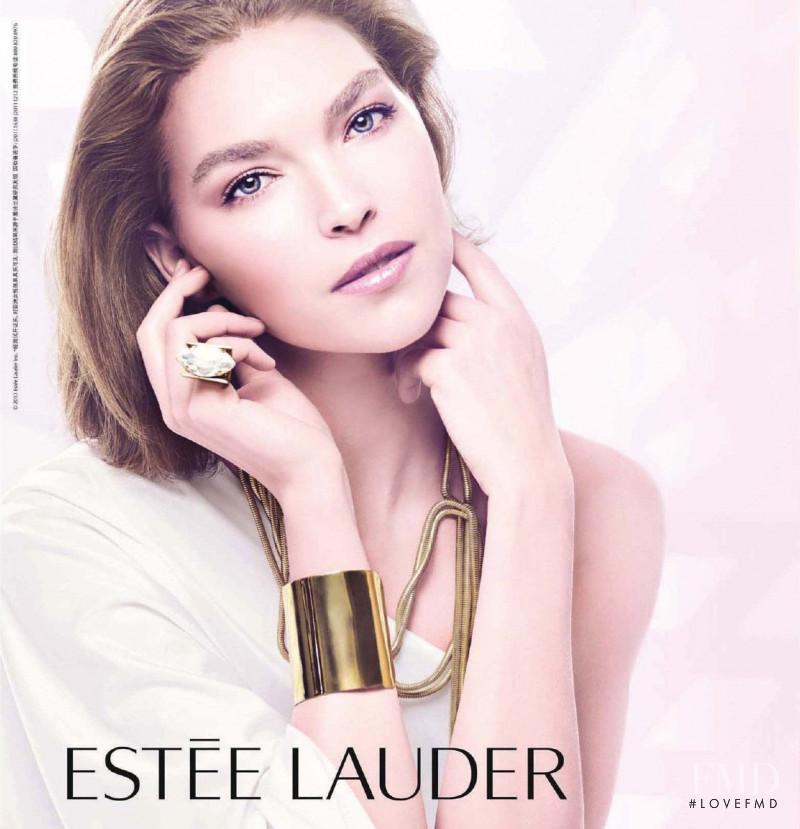 Arizona Muse featured in  the Estée Lauder advertisement for Autumn/Winter 2013