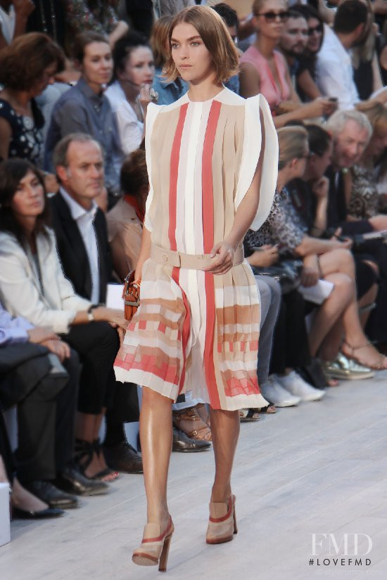 Arizona Muse featured in  the Chloe fashion show for Spring/Summer 2012