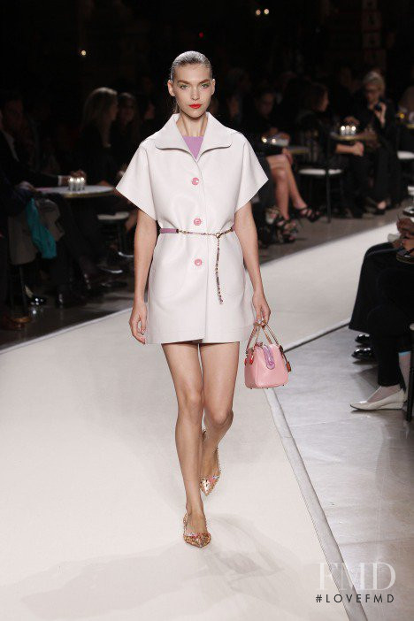 Arizona Muse featured in  the Loewe fashion show for Spring/Summer 2011