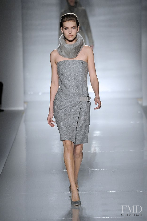 Arizona Muse featured in  the Max Mara fashion show for Autumn/Winter 2011