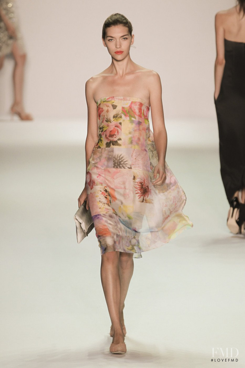 Arizona Muse featured in  the Isaac Mizrahi fashion show for Spring/Summer 2011