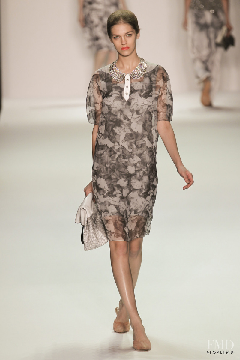 Samantha Gradoville featured in  the Isaac Mizrahi fashion show for Spring/Summer 2011