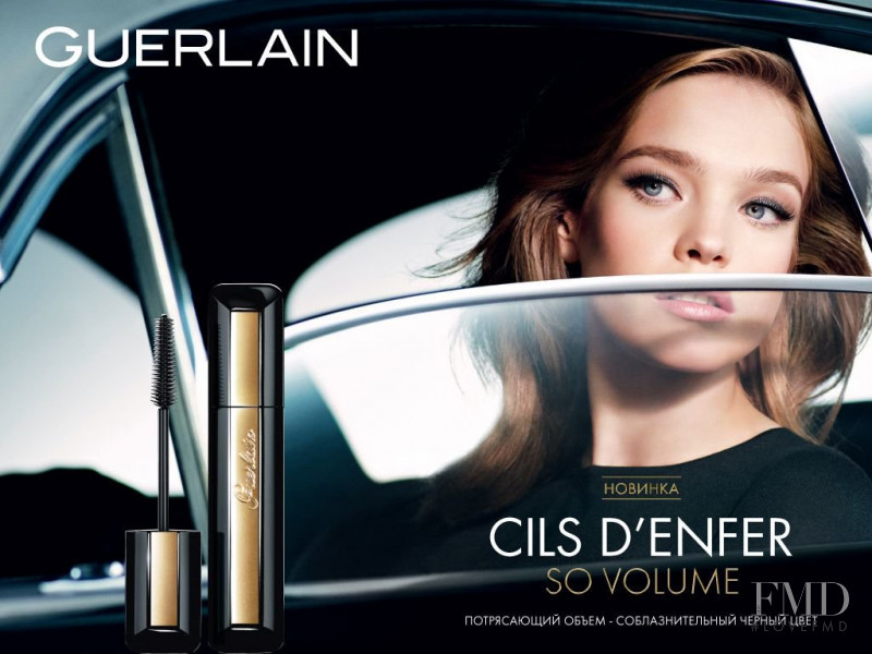 Natalia Vodianova featured in  the Guerlain Cils D\'Enfer So Volume  advertisement for Spring/Summer 2015