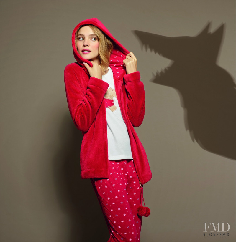 Natalia Vodianova featured in  the Etam advertisement for Christmas 2014