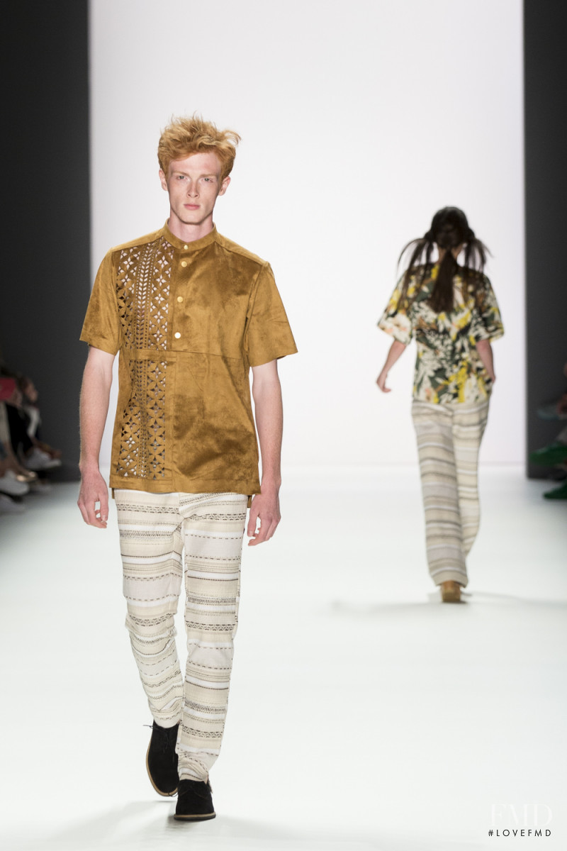 Barre Noire fashion show for Spring/Summer 2016