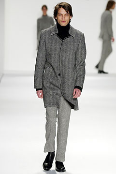 Tommy Hilfiger fashion show for Autumn/Winter 2003