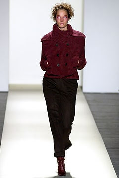 Oscar de la Renta fashion show for Autumn/Winter 2003