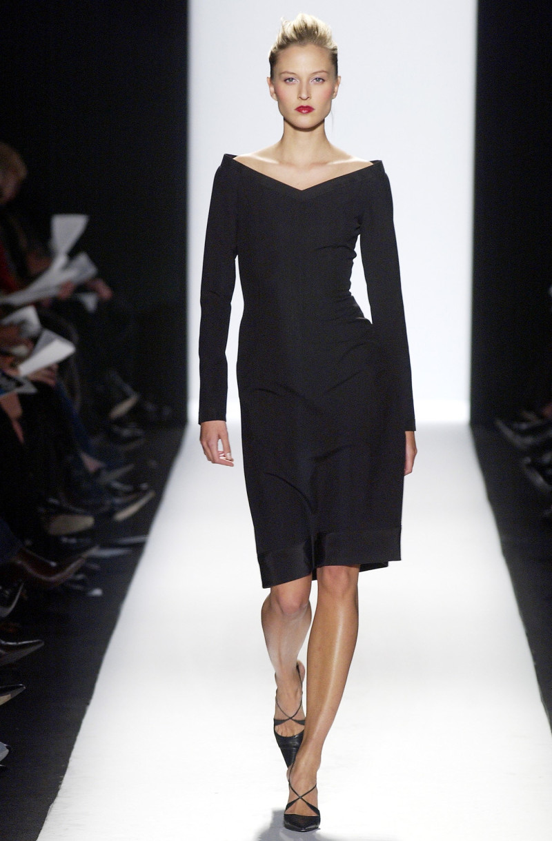 Narciso Rodriguez fashion show for Autumn/Winter 2003