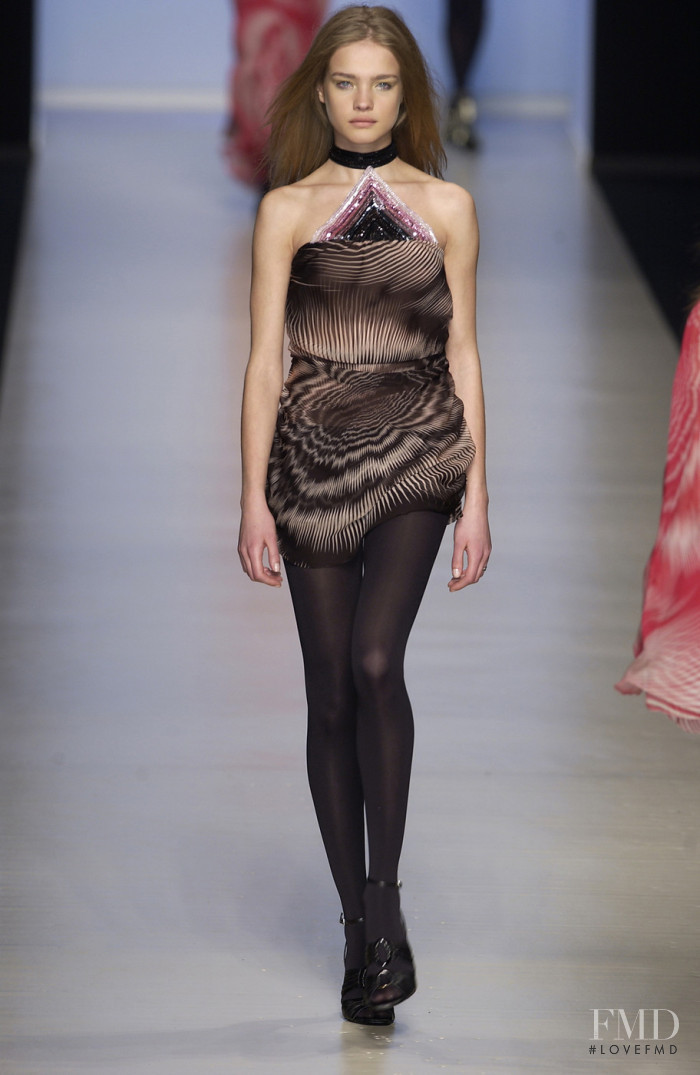 Natalia Vodianova featured in  the Missoni fashion show for Autumn/Winter 2003