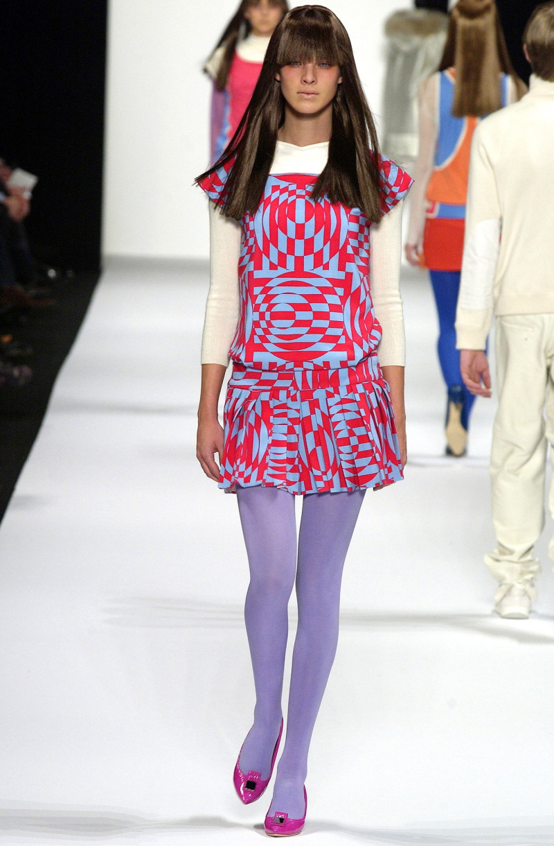 Marc Jacobs fashion show for Autumn/Winter 2003