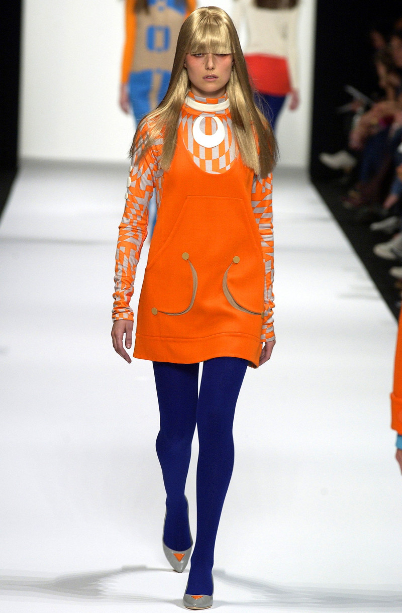 Marc Jacobs fashion show for Autumn/Winter 2003