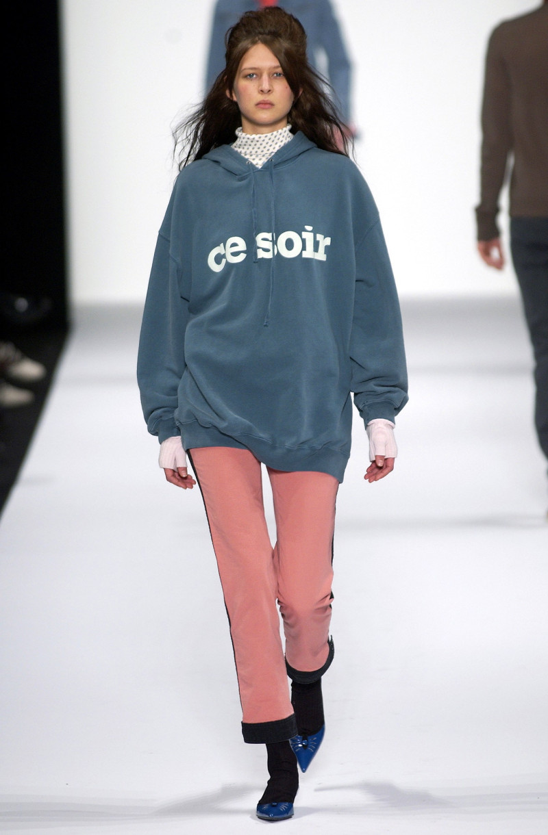 Marc by Marc Jacobs fashion show for Autumn/Winter 2003