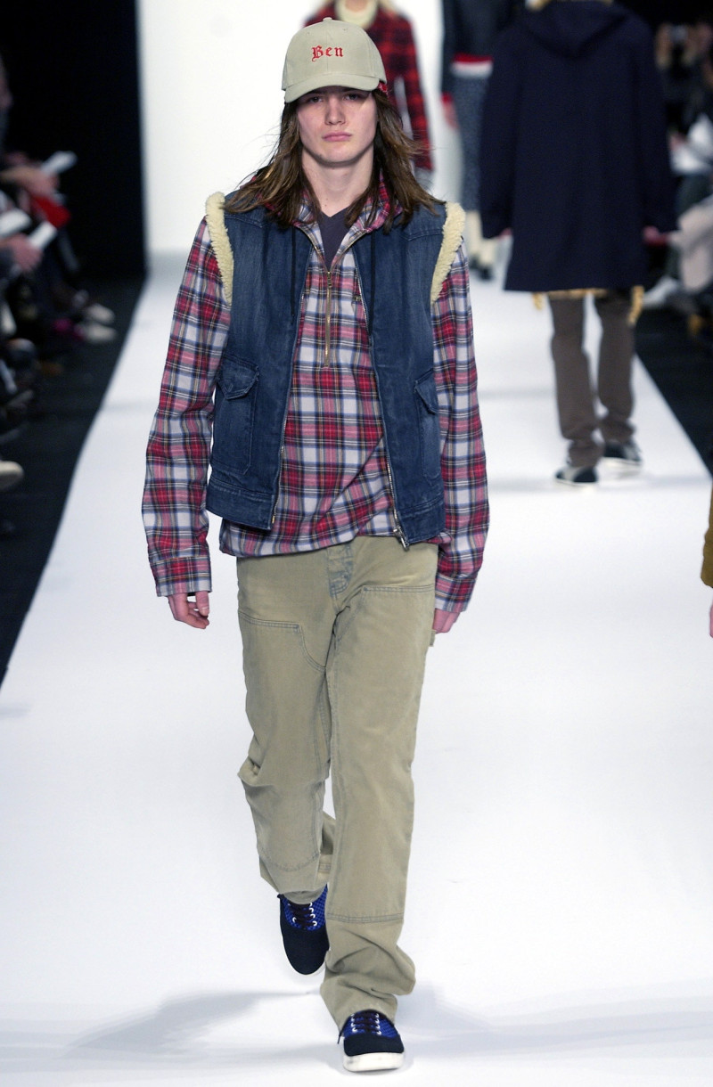 Marc by Marc Jacobs fashion show for Autumn/Winter 2003