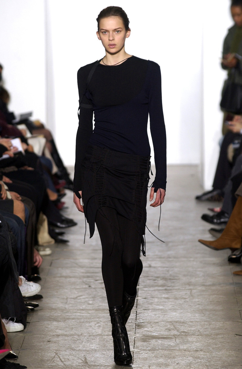 Helmut Lang fashion show for Autumn/Winter 2003
