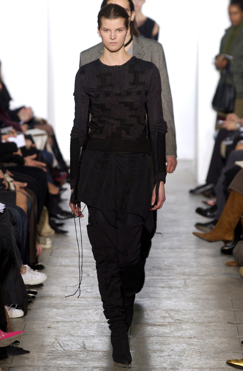 Helmut Lang fashion show for Autumn/Winter 2003