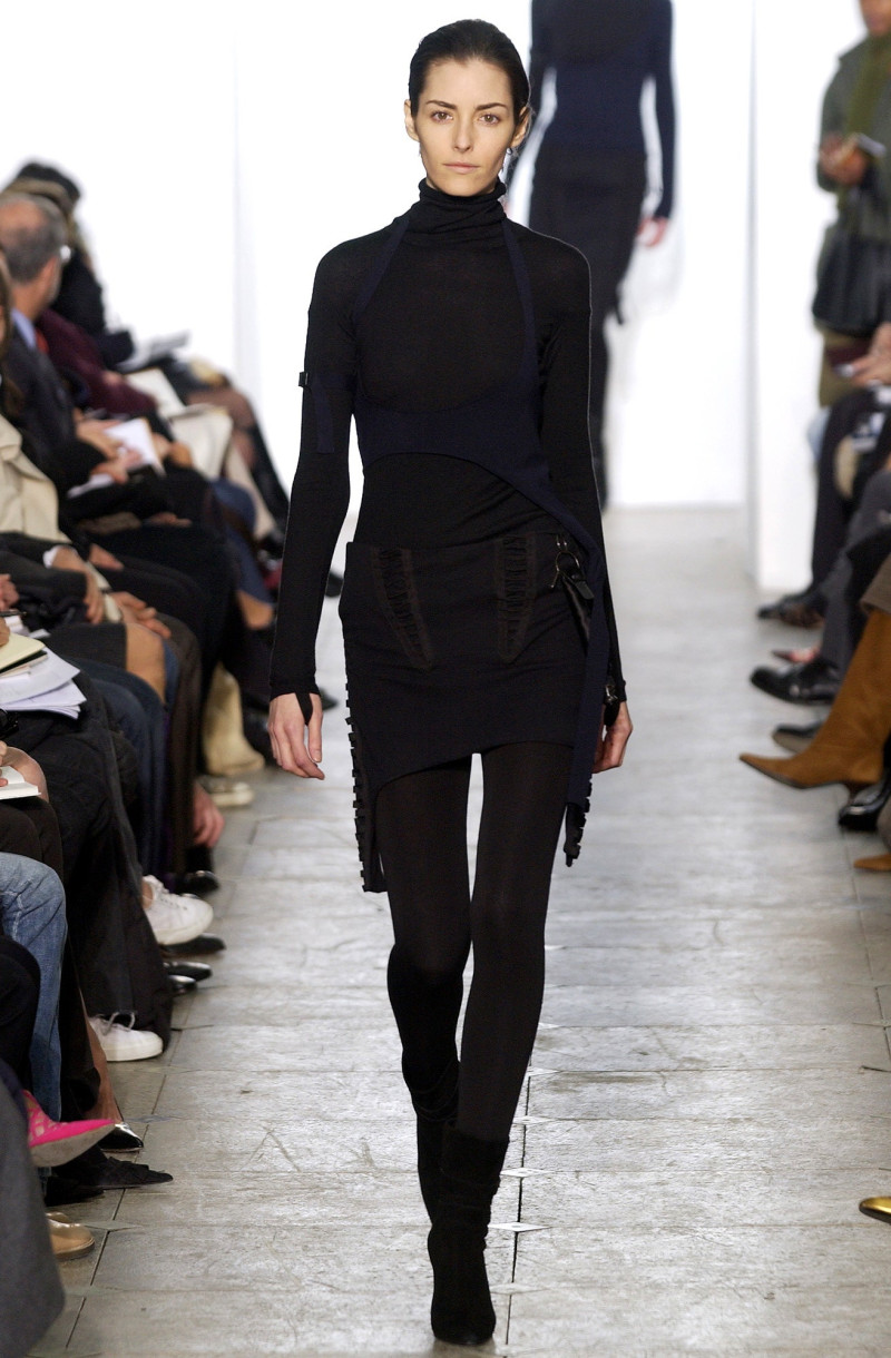 Helmut Lang fashion show for Autumn/Winter 2003