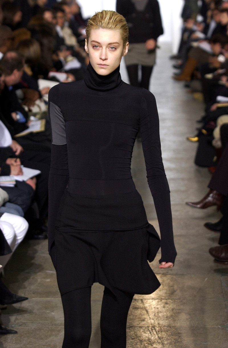 Helmut Lang fashion show for Autumn/Winter 2003
