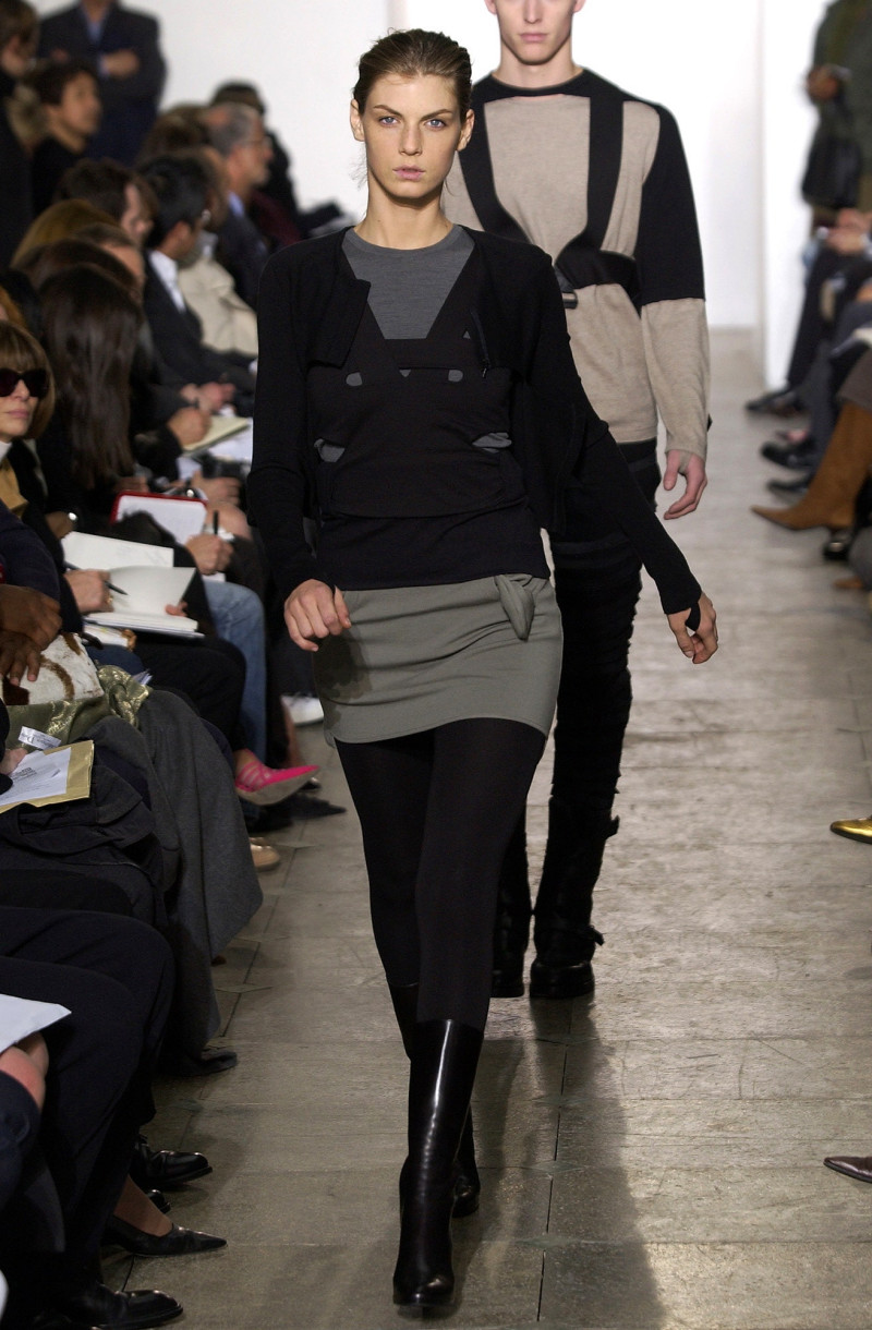 Helmut Lang fashion show for Autumn/Winter 2003