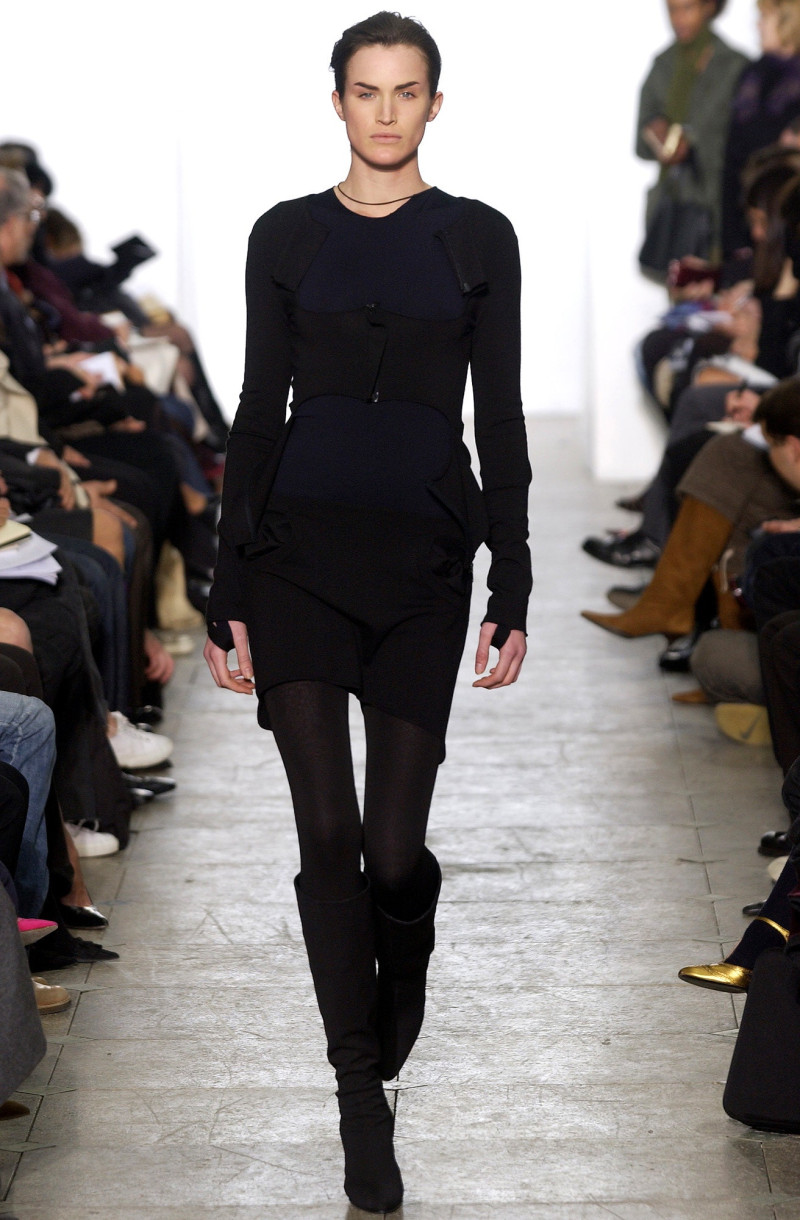 Helmut Lang fashion show for Autumn/Winter 2003