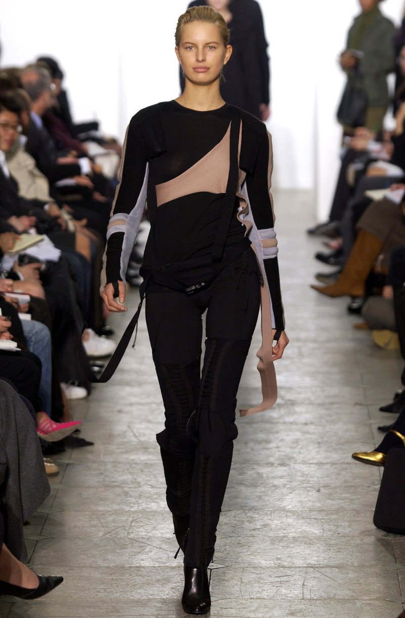 Helmut Lang fashion show for Autumn/Winter 2003