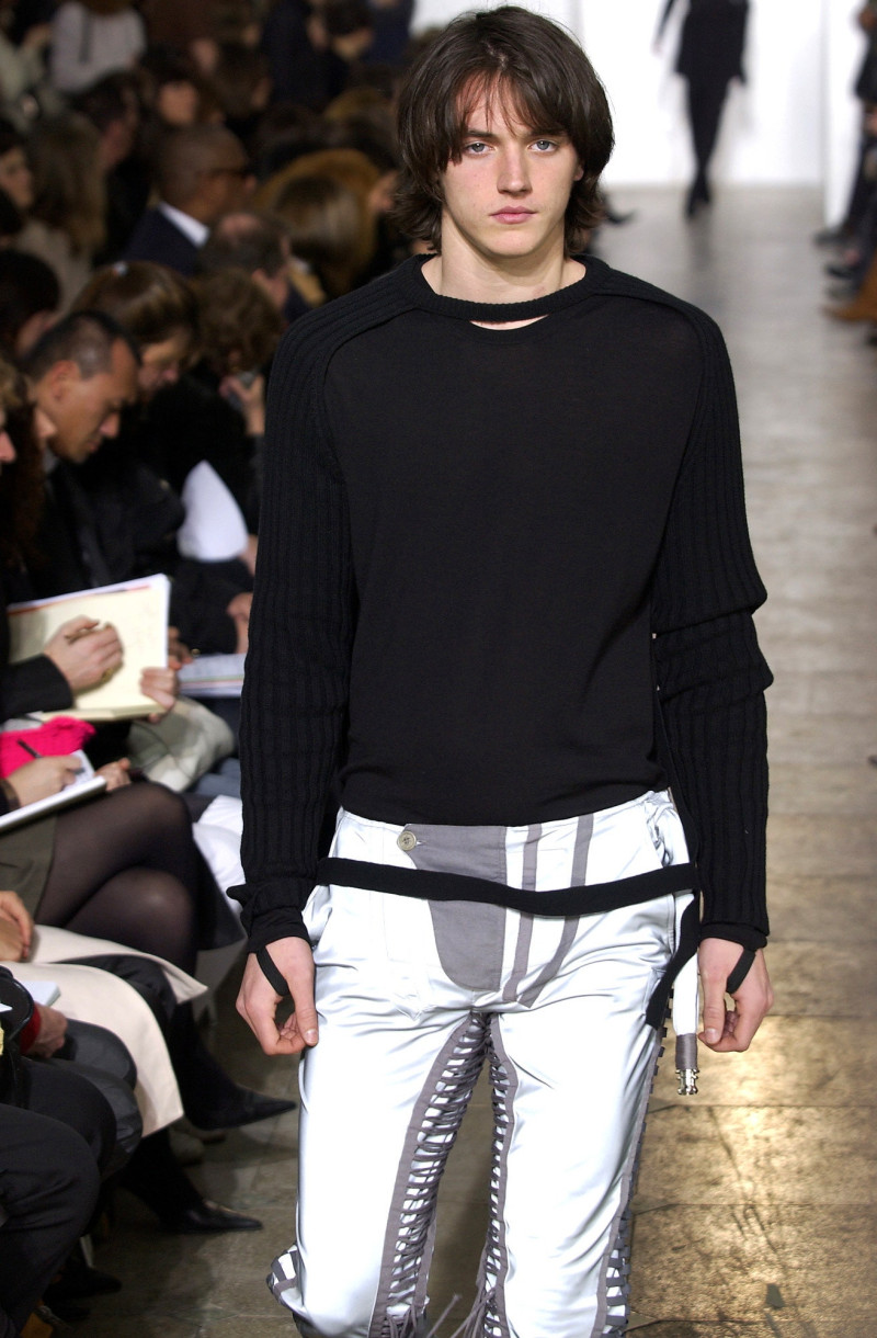 Helmut Lang fashion show for Autumn/Winter 2003