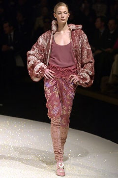 Emanuel Ungaro fashion show for Autumn/Winter 2003