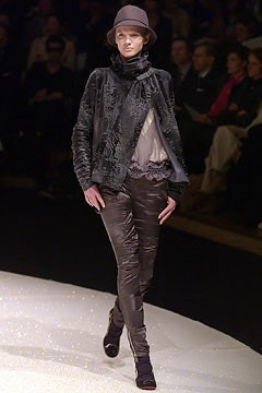 Emanuel Ungaro fashion show for Autumn/Winter 2003