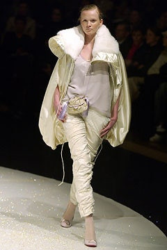 Emanuel Ungaro fashion show for Autumn/Winter 2003